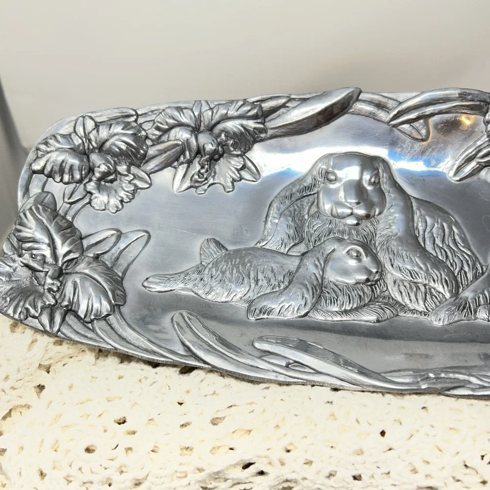 Arthur Court Signed Aluminum 1994 Easter Bunny Rabbit Serving Tray Vintage